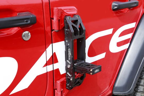 الدواسة الحمراء السوداء من الألومنيوم للسيارة جيب رانجلر JL 4x4