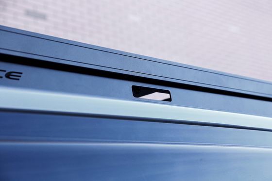 النمط الميكانيكي رفوف سقف السيارات العالمية للخزان 300 400 500 قوية ومتنوعة