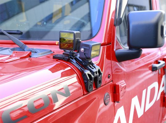 JEEP 2021- Wrangler Light Mounting Brackets CNC المصنعة مع سبيكة الألومنيوم الدائمة