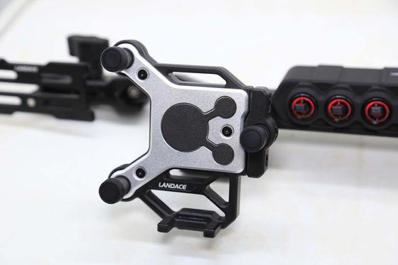 الملحقات الداخلية 1.5kg دعامة دعم الهاتف لمحرك أجزاء السيارات 210 * 65 * 38mm