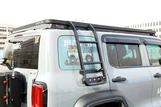 Q235-8 خزان 300 مجموعة إعادة تجهيز سلم جانبي لسيارات 4x4 لتحسين الوظائف