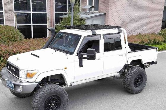 LC79 SUV رف السقف من سبيكة الألومنيوم باللون الأسود لقطع غيار السيارات العالية