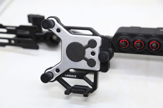 JEEP Car Fitment Multifunctional Bracket Folding Magnetic Holder للأجهزة المتنقلة