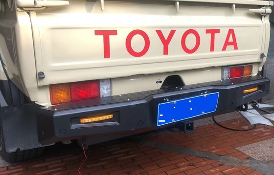 TOYOTA TRUCK LC79 ملحقات الصدمة الخلفية باللون الأسود مع المواد والملحقات الفولاذية
