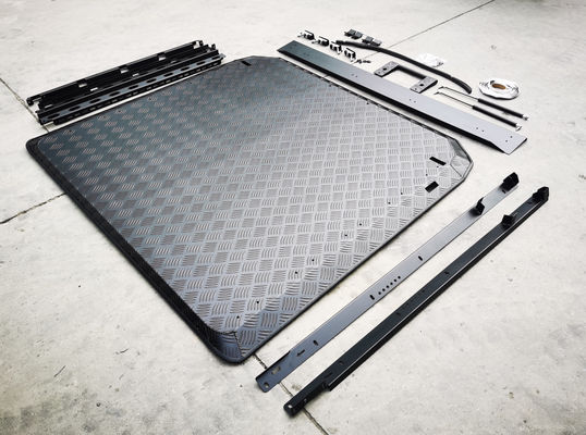 سيارات 4x4 سوداء ذات غطاء مسطح من الألومنيوم غطاء صلب غطاء طن طن لسيارة تويوتا تاكوما 5 سنوات