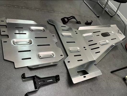 1810 * 870 * 8mm Off Road سبيكة الألومنيوم تحت غطاء المحرك طين فلاف حارس سجاد لوحة للسيارة جيه بي إيه برنجلر جيه إل جيه كيه