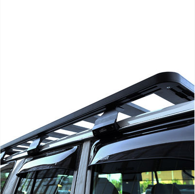 LC150 4x4 سيارات رف السقف مصنوعة من سبيكة الألومنيوم مع عالية E-طلاء مسحوق الطلاء النهاية