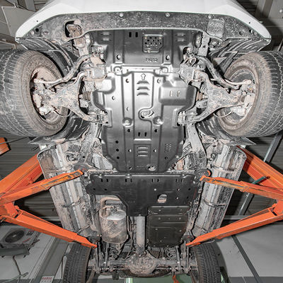 ملحقات المركبات 4x4 نيسان ZHENGZHOU Terra 18-23 Magnalium Skid Plate حارس المحرك
