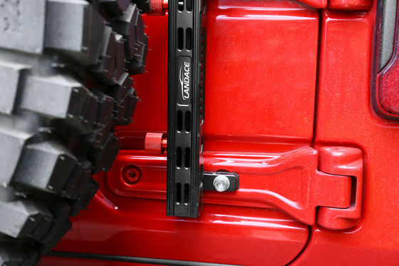 نمط التصميم العلم خارج الطريق حامل العلم للجيب Wrangler مثالية للمغامرة